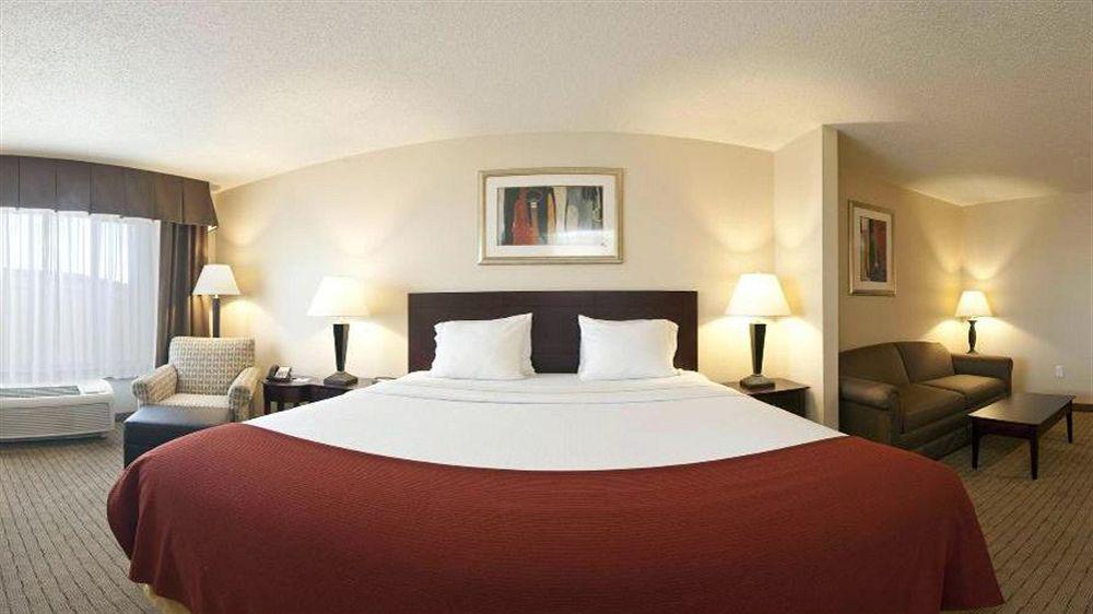 Holiday Inn Express Hotel & Suites Minot South By Ihg Eksteriør billede